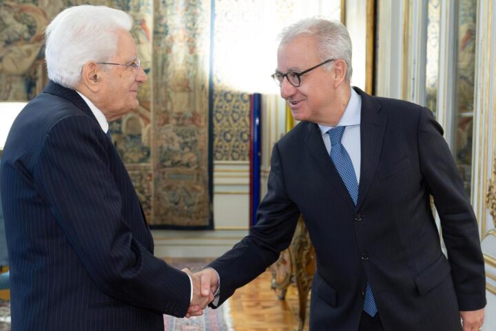 Il governo accoglie i rilievi del Colle sul pacchetto sicurezza, si alza il dibattito su fermo preventivo e espulsione di stranieri