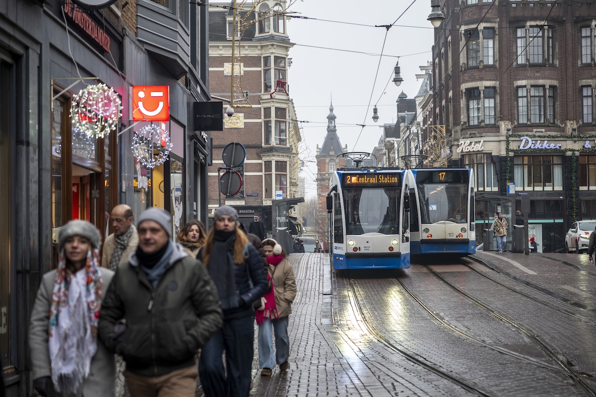 Il nuovo governo dei Paesi Bassi affronta ambizioni elevate e mancanza di sostegno parlamentare