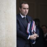 Il parlamento francese respinge mozioni di sfiducia contro il governo di Sébastien Lecornu