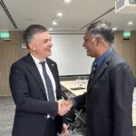 Il vice ministro Rixi a Singapore: firmato memorandum per investimenti nei porti e cooperazione infrastrutturale