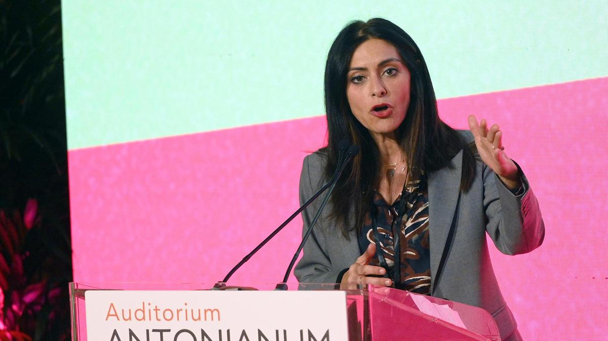 Il video del Pd accusa i sostenitori della riforma Meloni di fascismo, Picierno in dissenso