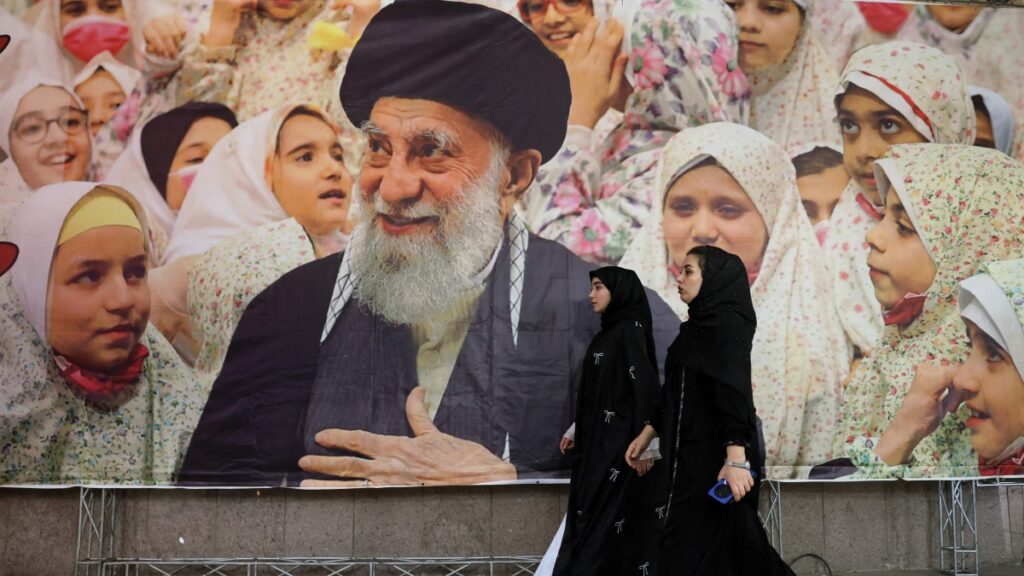 Iran avverte: diritto di difesa in caso di attacco statunitense, colloqui a Ginevra attesi entro questa settimana