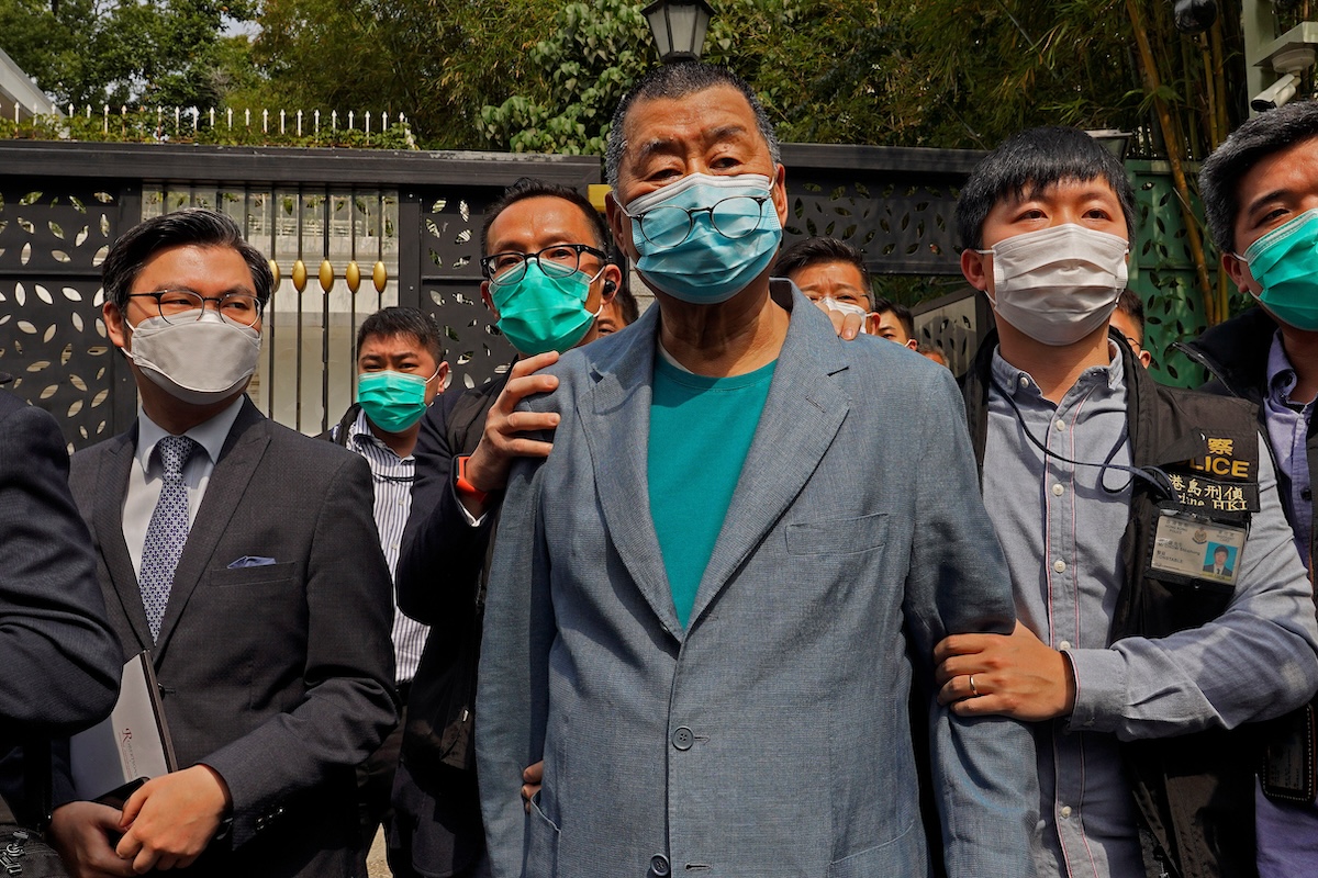 Jimmy Lai condannato a vent’anni di carcere in un processo simbolo dell'erosione delle libertà a Hong Kong
