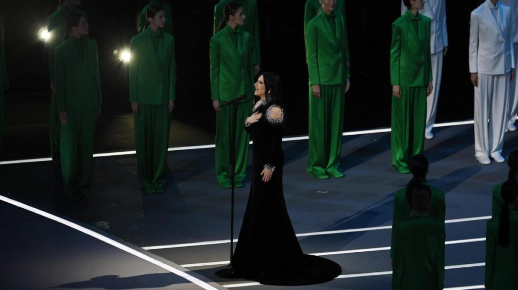 La cerimonia di apertura delle Olimpiadi invernali a Milano: un messaggio di pace e riconciliazione fra i popoli