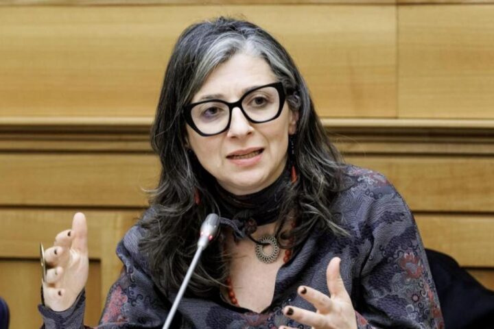 La Francia richiede le dimissioni di Francesca Albanese per dichiarazioni su Israele