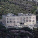 La protesta dei diplomatici contro la rivoluzione spirituale della Farnesina: interrogativi sulla laicità dello Stato