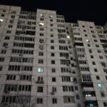 La Russia lancia un attacco con 71 missili e 450 droni colpendo le città ucraine dopo la tregua di Trump