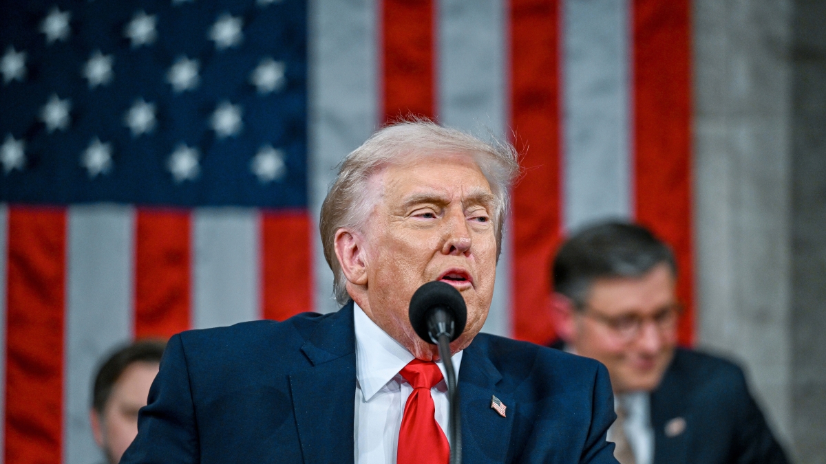 La strategia di Trump per le midterm: trionfalismo economico e demonizzazione dei democratici