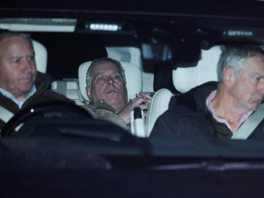 L'immagine di Andrea che scuote il mondo: l'interrogatorio e il viaggio a Norfolk