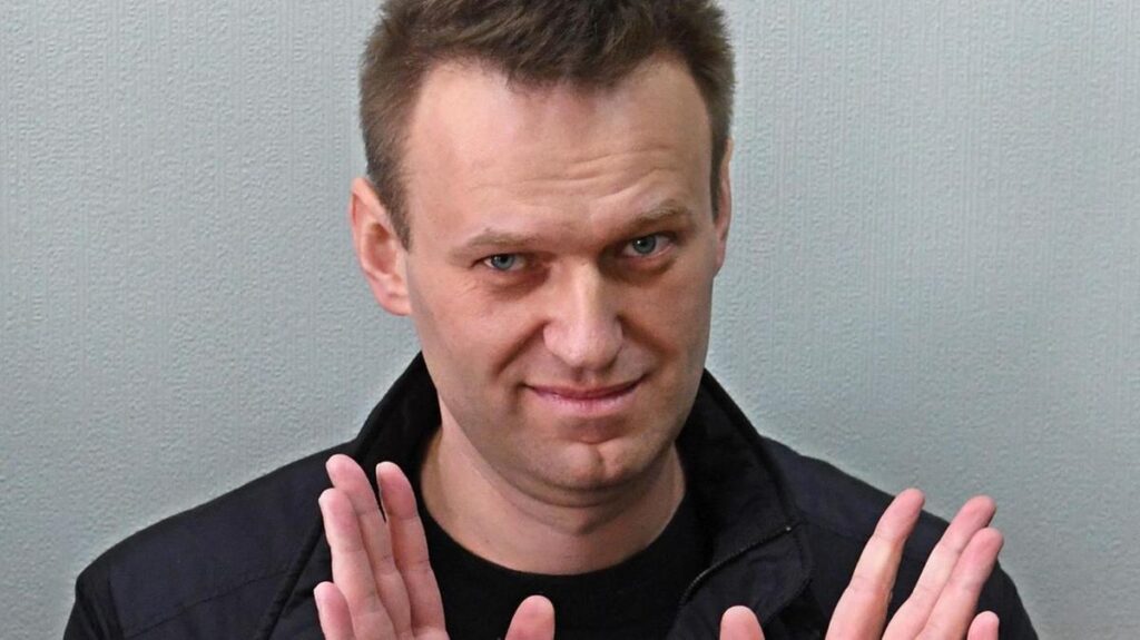 L'inchiesta sulla morte di Navalny: veleno ricavato da rane tossiche, accusato il governo di Putin