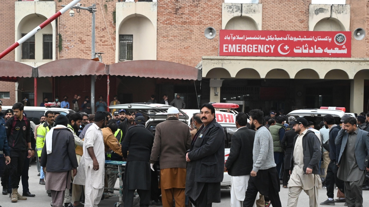 L'Isis rivendica l'attentato suicida a Islamabad: 31 morti e 169 feriti