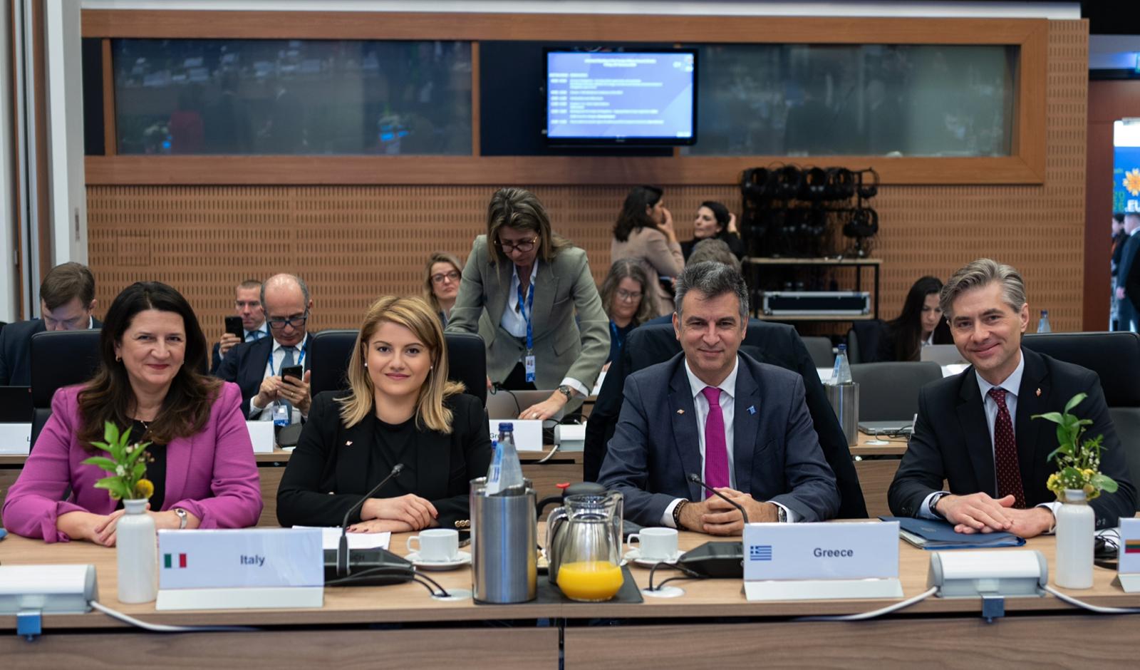 Maria Tripodi partecipa a Nicosia al CAE Commercio: focus su riforma OMC e dipendenza dai minerali cinesi