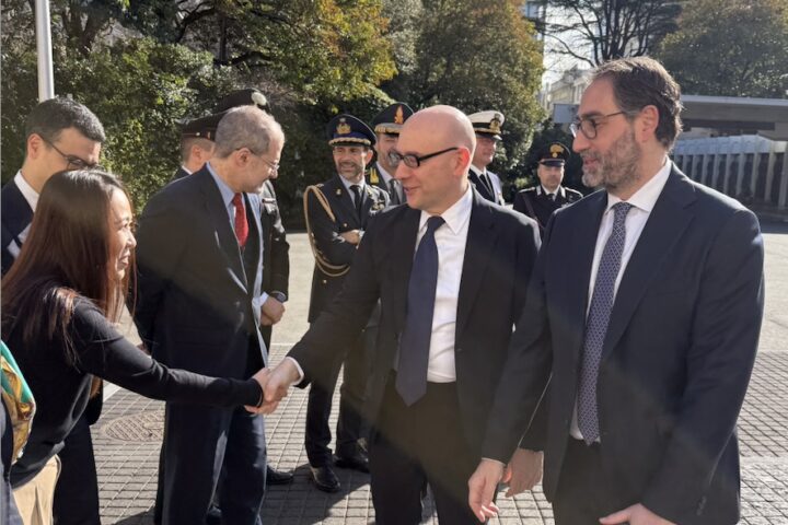 Mario Vattani è il nuovo ambasciatore d'Italia in Giappone, inizio di una nuova era per i rapporti bilaterali