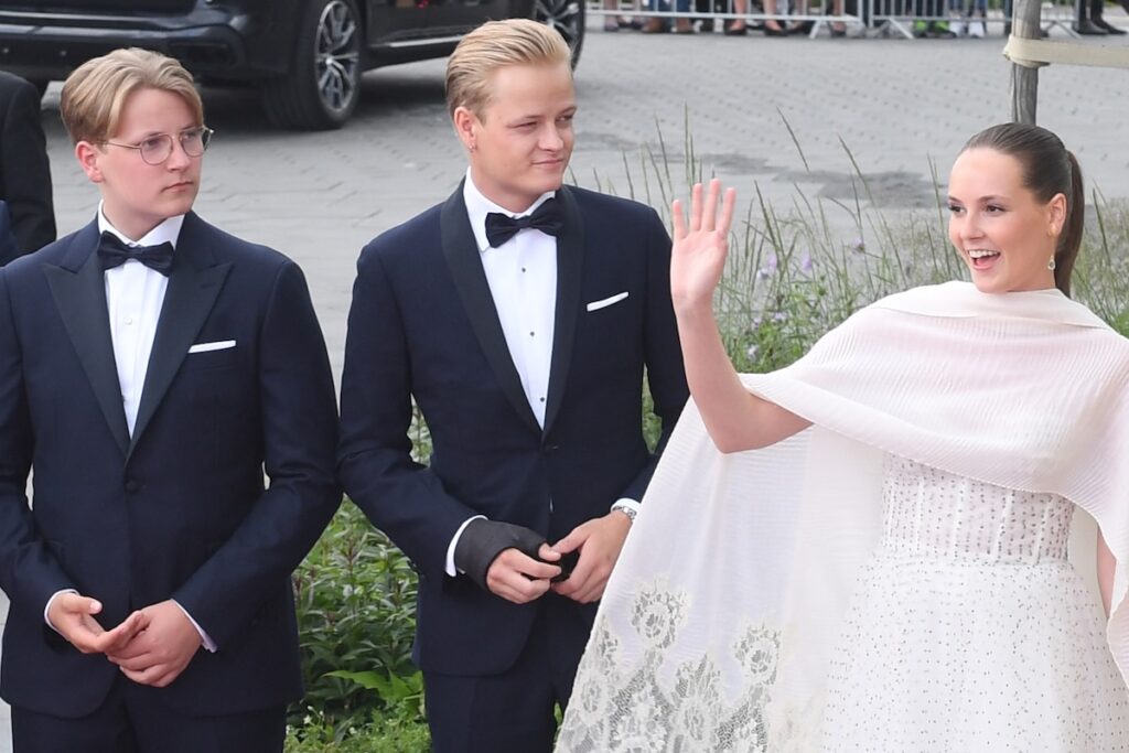 Marius Borg Høiby, figlio della principessa ereditaria di Norvegia, arrestato per aggressione e minacce