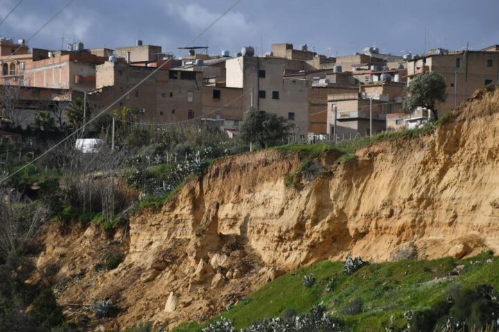 Mattarella visita Niscemi per sostenere le famiglie evacuate a causa della frana
