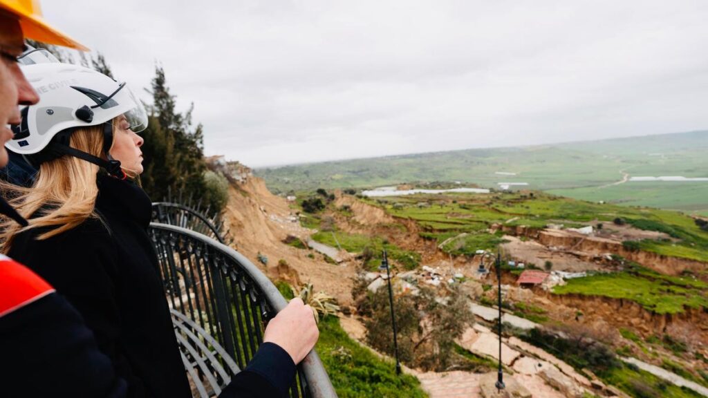 Meloni annuncia 150 milioni per Niscemi e nomina commissario straordinario