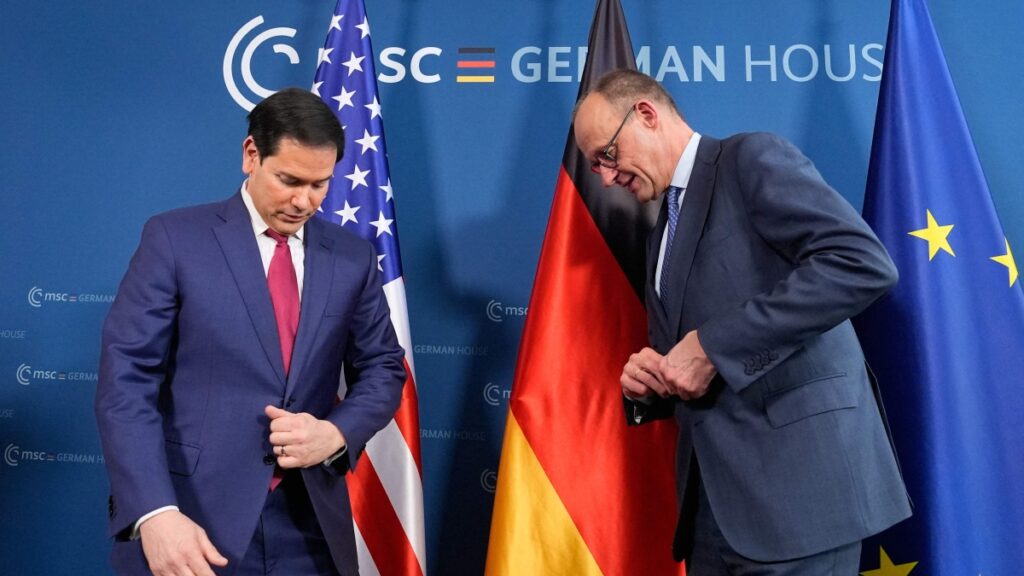 Merz: l'ordine mondiale distrutto, Macron invita l'Ue a non essere timida