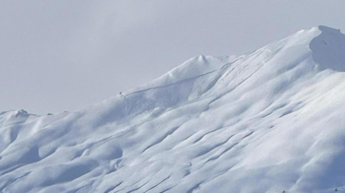 Mortale valanga in Valle d'Aosta: scialpinista perde la vita a Saint-Nicolas