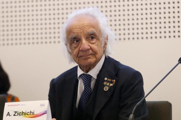 Morto Antonino Zichichi, fisico controverso critico di Darwin e del cambiamento climatico