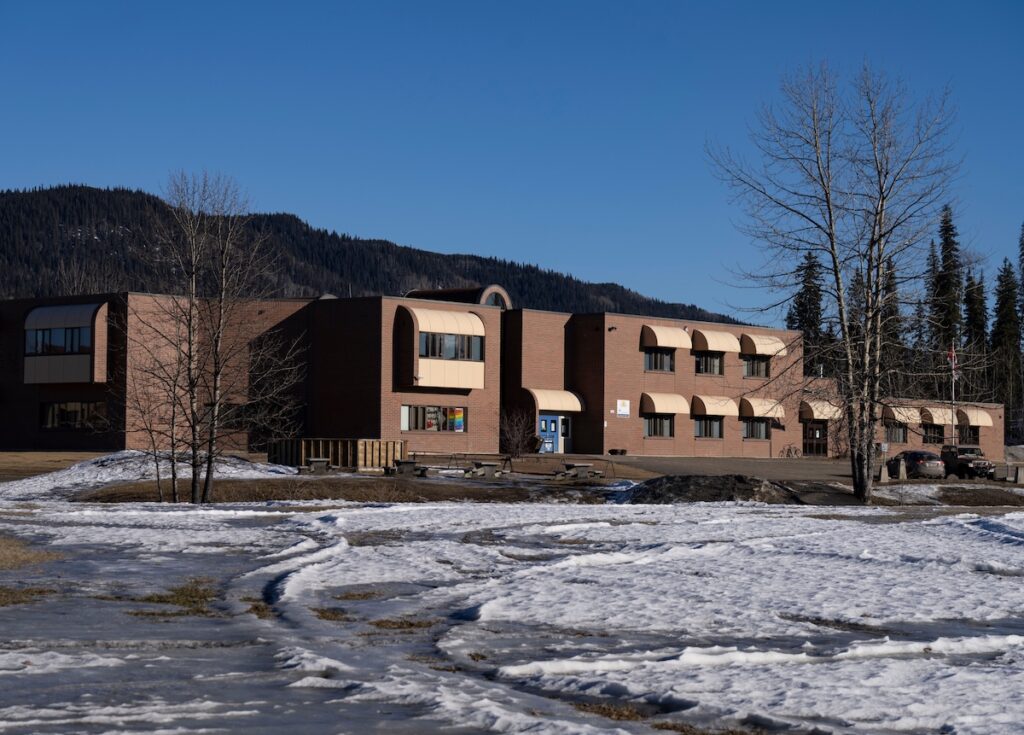 OpenAI ha valutato se segnalare alla polizia il responsabile della strage a Tumbler Ridge