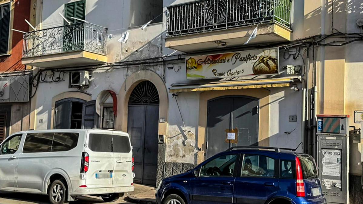 Panettiere ucciso a Sarno: Gaetano Russo assassinato nel suo negozio da un uomo di 33 anni