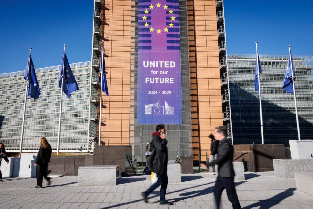 Perquisiti gli uffici della Commissione Europea a Bruxelles nell'ambito di un'inchiesta sulla vendita di immobili al Belgio