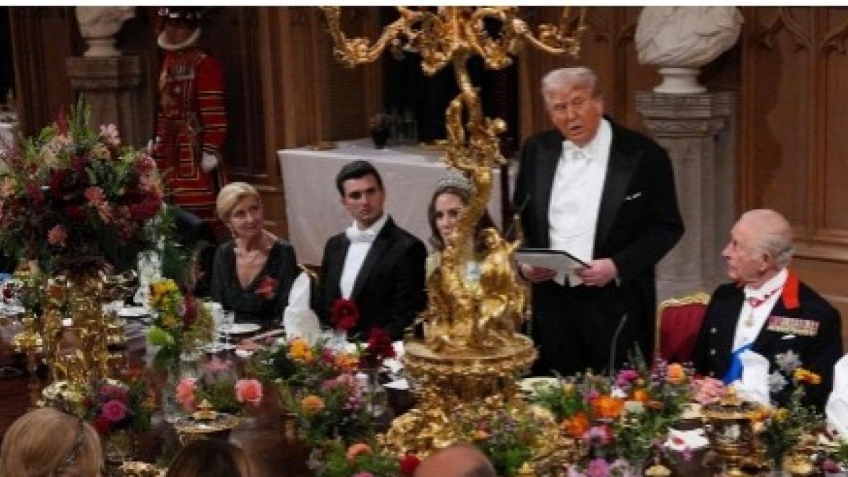 Re Carlo e Camilla in visita alla Casa Bianca per festeggiare il quarto di millennio dall'indipendenza americana