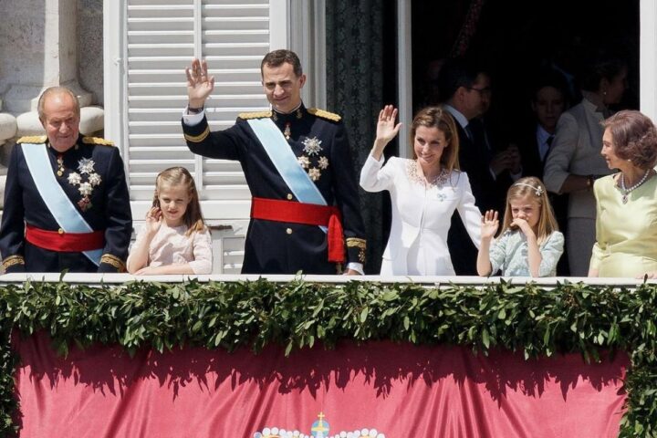 Re Juan Carlos potrebbe tornare in Spagna dopo la declassificazione dei documenti sul golpe del 1981