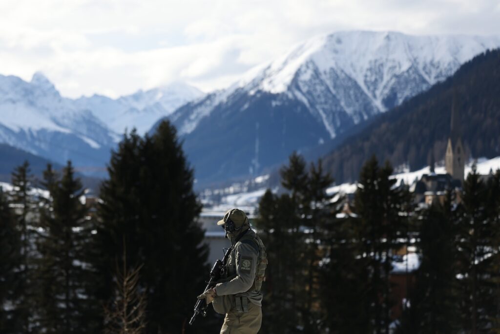 Referendum in Svizzera il 14 giugno per limitare la popolazione a 10 milioni entro il 2050