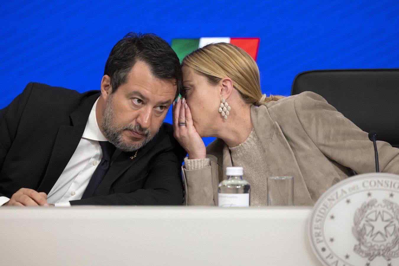 Rinvio del consiglio dei ministri sul decreto Sicurezza al 5 febbraio, la Lega insiste su cauzione per manifestanti