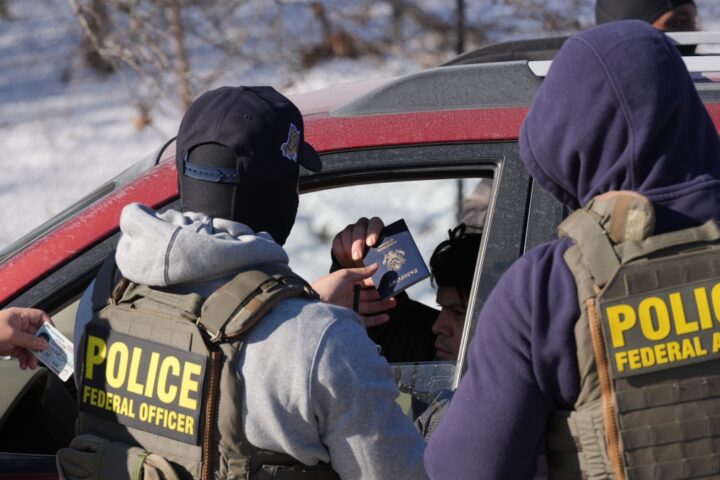 Ritiro immediato di 700 agenti federali da Minneapolis, il commento di Tom Homan