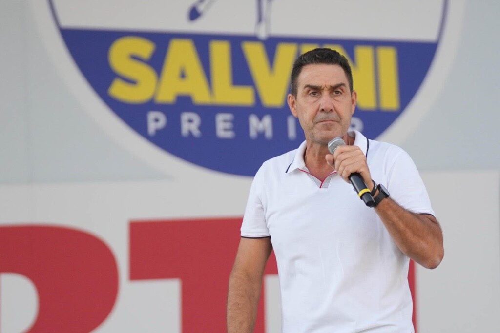 Roberto Vannacci annuncia la sua uscita dalla Lega dopo incontro con Matteo Salvini