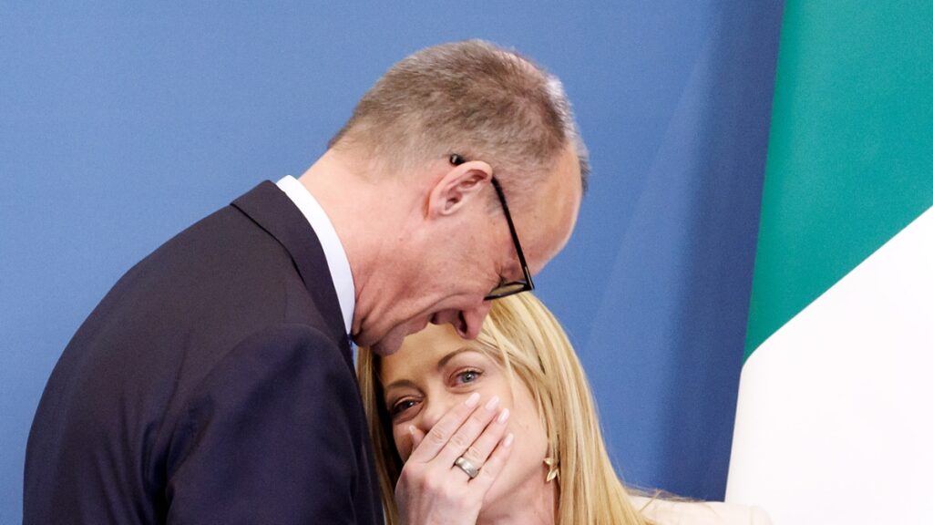 Roma e Berlino spingono per maggiore potere agli Stati in vista del summit Ue