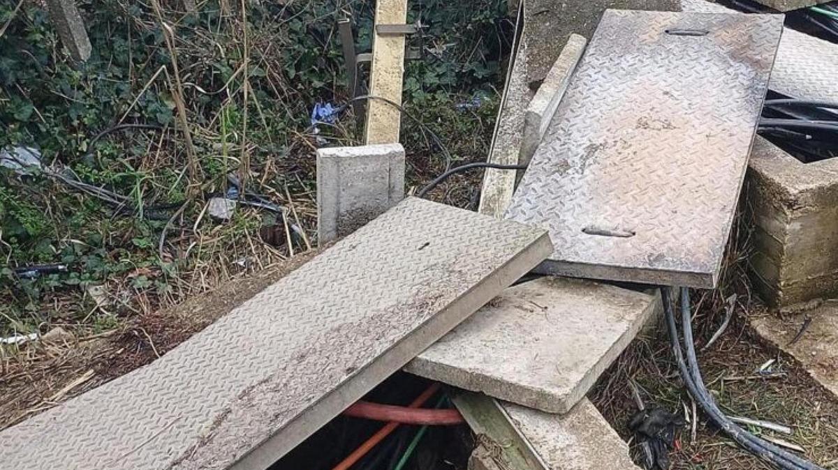 Sabotaggi dei treni, Piantedosi convoca polizia e intelligence al Viminale