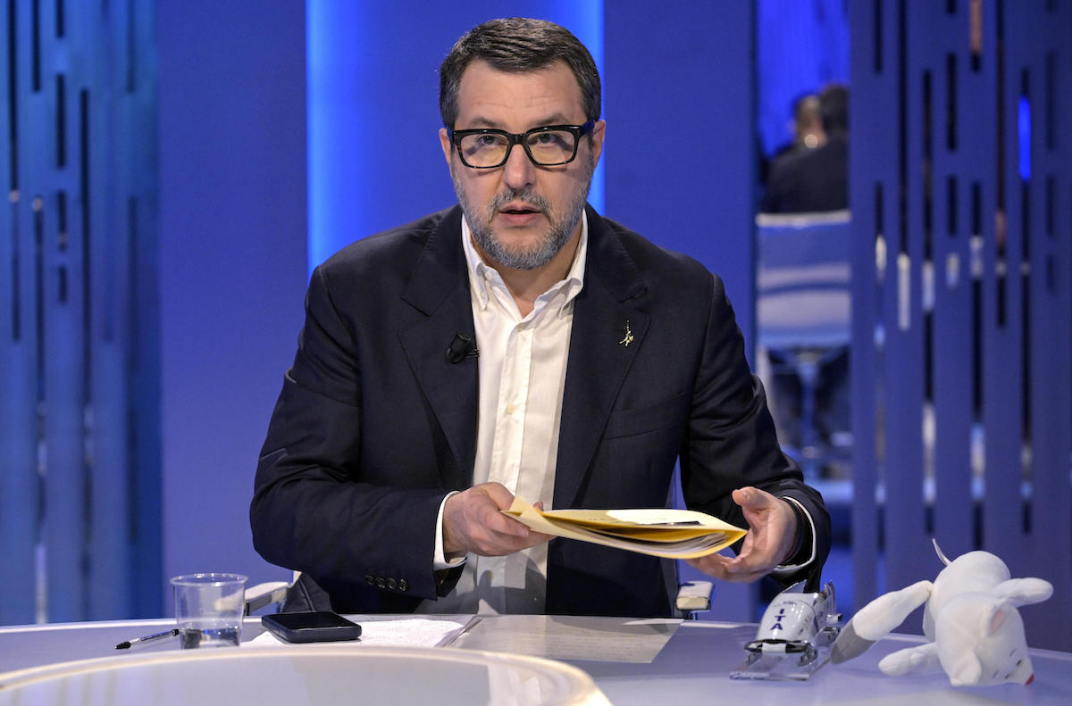 Salvini: «Vannacci? È inadeguato rispetto a Renzi e Calenda. Né Meloni né Tajani lo vogliono»