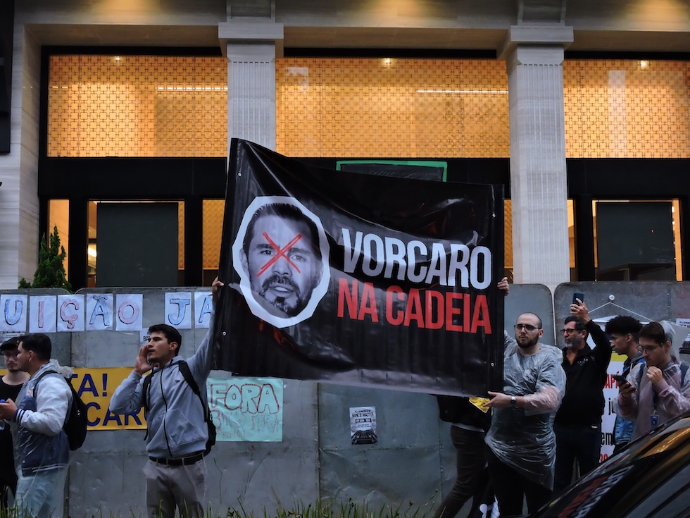 Scandalo bancario in Brasile: Banco Master in liquidazione e più di un milione di clienti senza rimborso