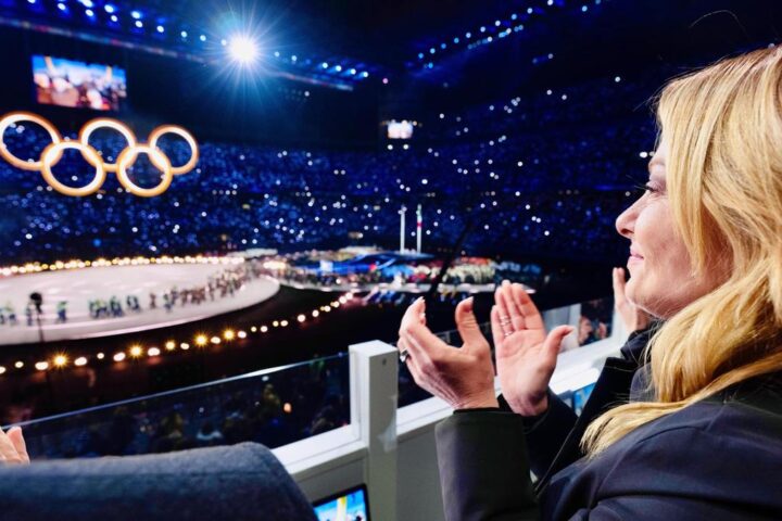 Scontri a Milano contro le Olimpiadi, Meloni: “Nemici dell’Italia danneggiano il lavoro di tutti”