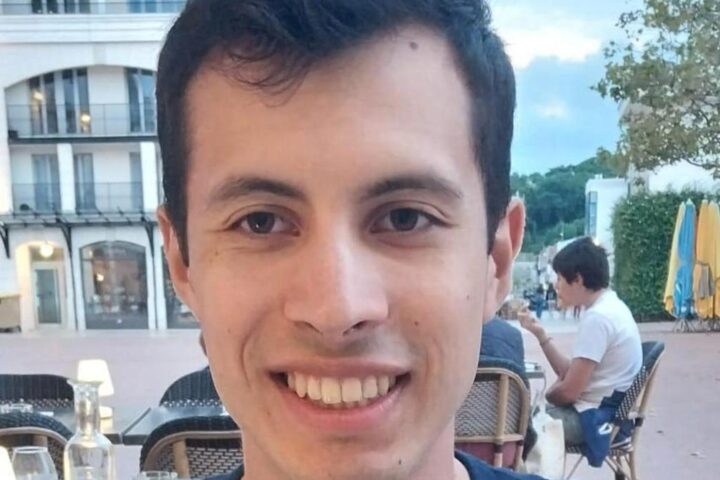 Scontro tra Macron e Meloni: il presidente francese chiede di non commentare gli affari francesi