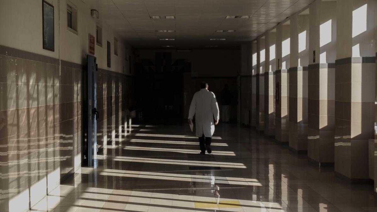 Sei medici indagati per il trapianto di un cuore danneggiato a Napoli