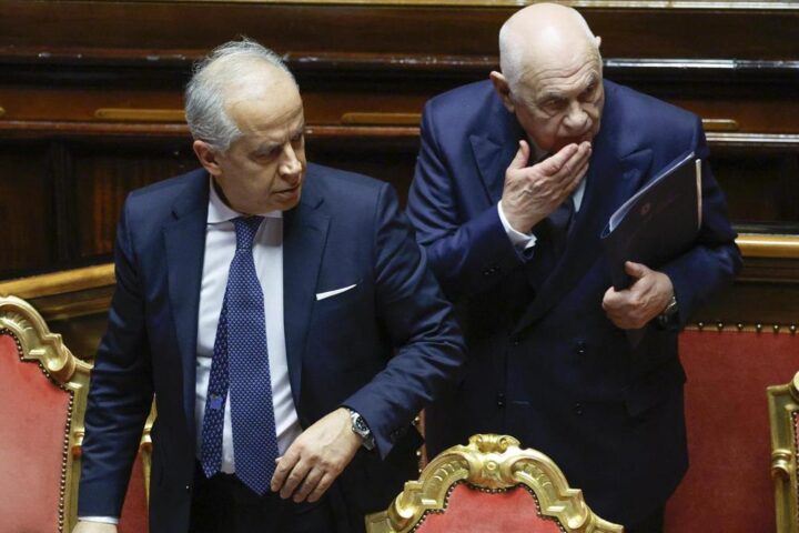 Sicurezza: approvato il pacchetto con misure su ordine pubblico e giustizia