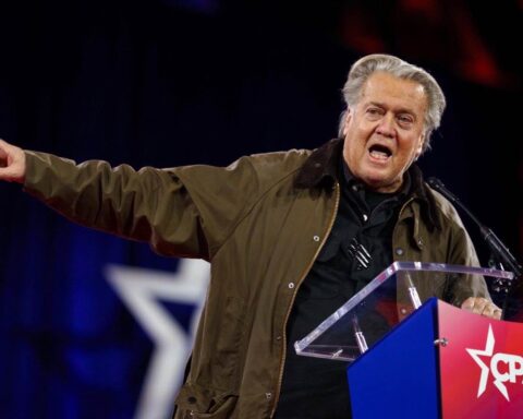 Steve Bannon fa ricorso al Tar per trasformare la Certosa di Trisulti in un centro di formazione di destra