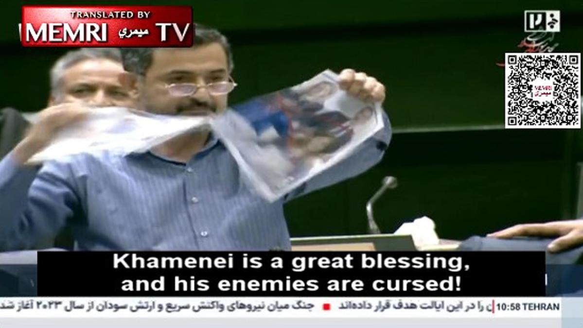 Tajani convoca l'ambasciatore iraniano dopo che un deputato ha strappato la foto di Mattarella