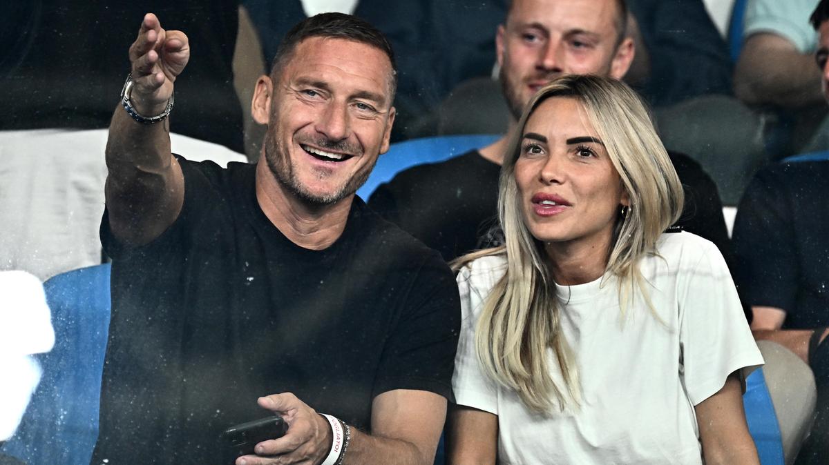 Totti assolto: archiviata l'inchiesta per abbandono di minori nella causa di separazione con Blasi