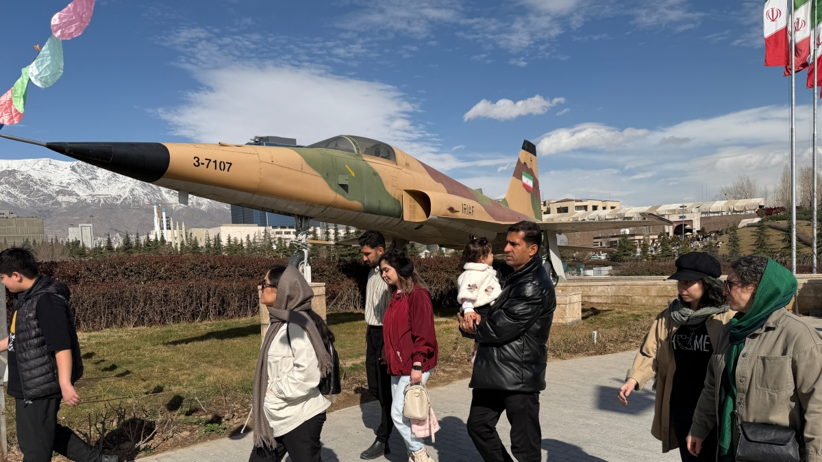 Trump considera attacchi ai siti nucleari iraniani in assenza di accordo con Teheran