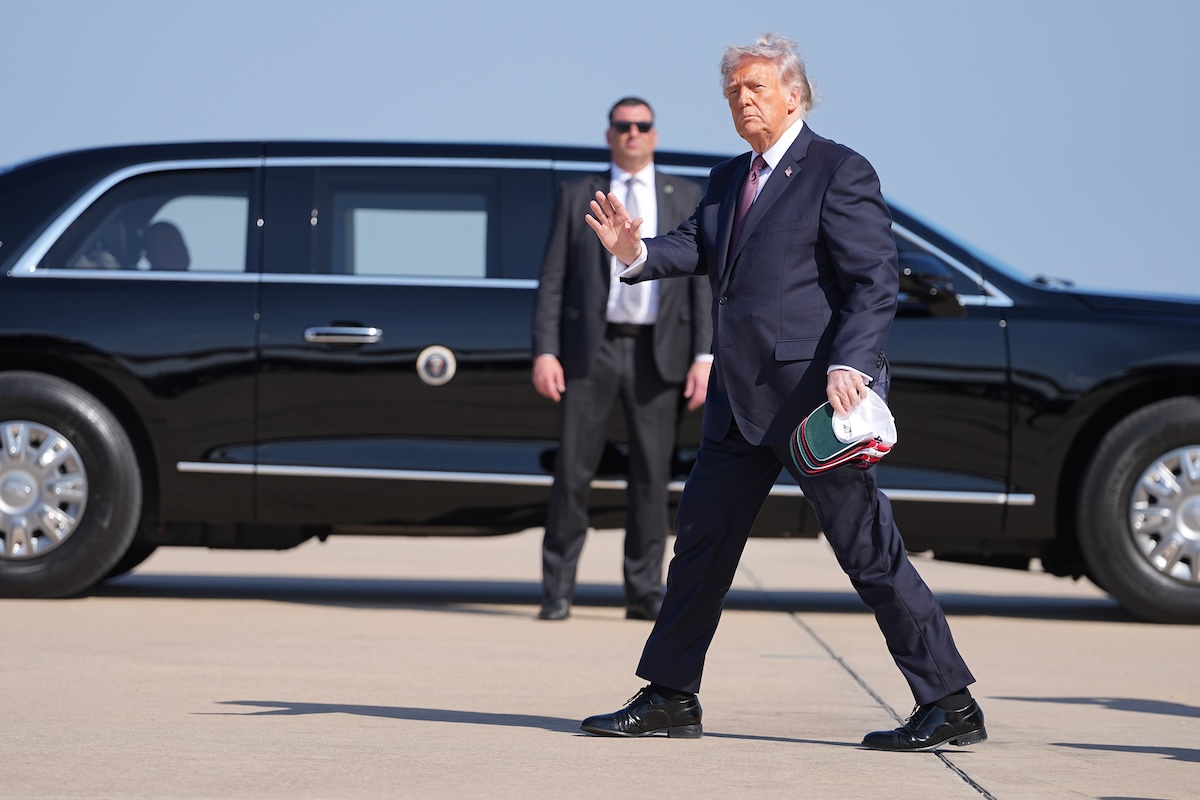 Trump esprime insoddisfazione sui negoziati con l’Iran a Ginevra