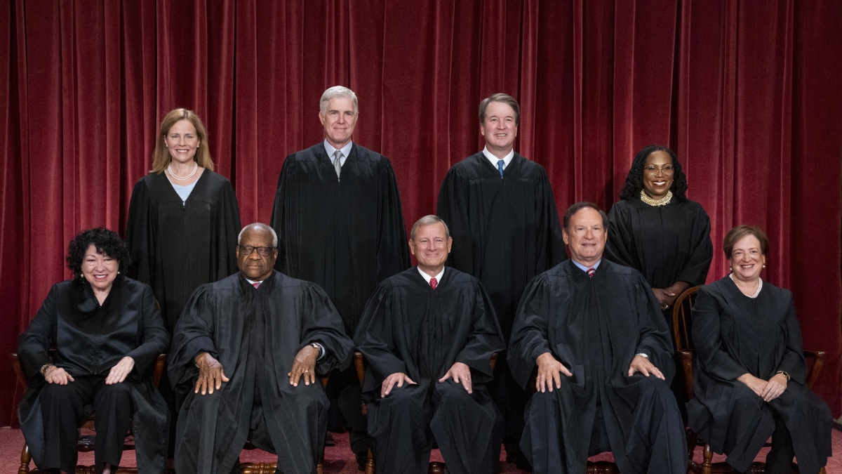 Trump incontra crescente opposizione: il 60% degli americani boccia le sue politiche sui dazi