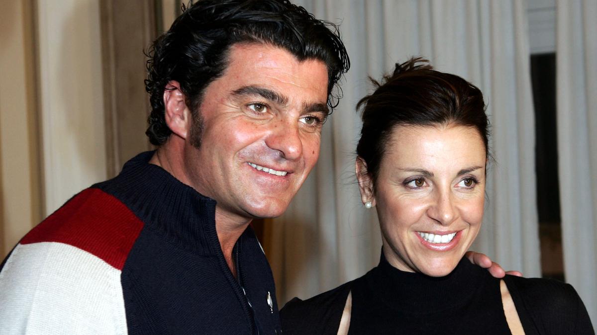 Ultimi tedofori delle Olimpiadi Milano-Cortina 2026: Alberto Tomba e Deborah Compagnoni a Milano, Sofia Goggia e Gustavo Thoeni a Cortina