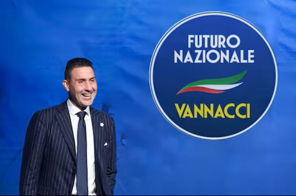 Vannacci lascia la Lega e punta a un nuovo partito ispirato all'Afd tedesca