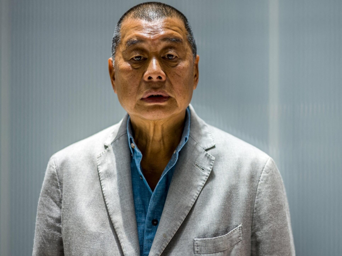 Venti anni di carcere per Jimmy Lai, editore di Hong Kong sostenitore della democrazia