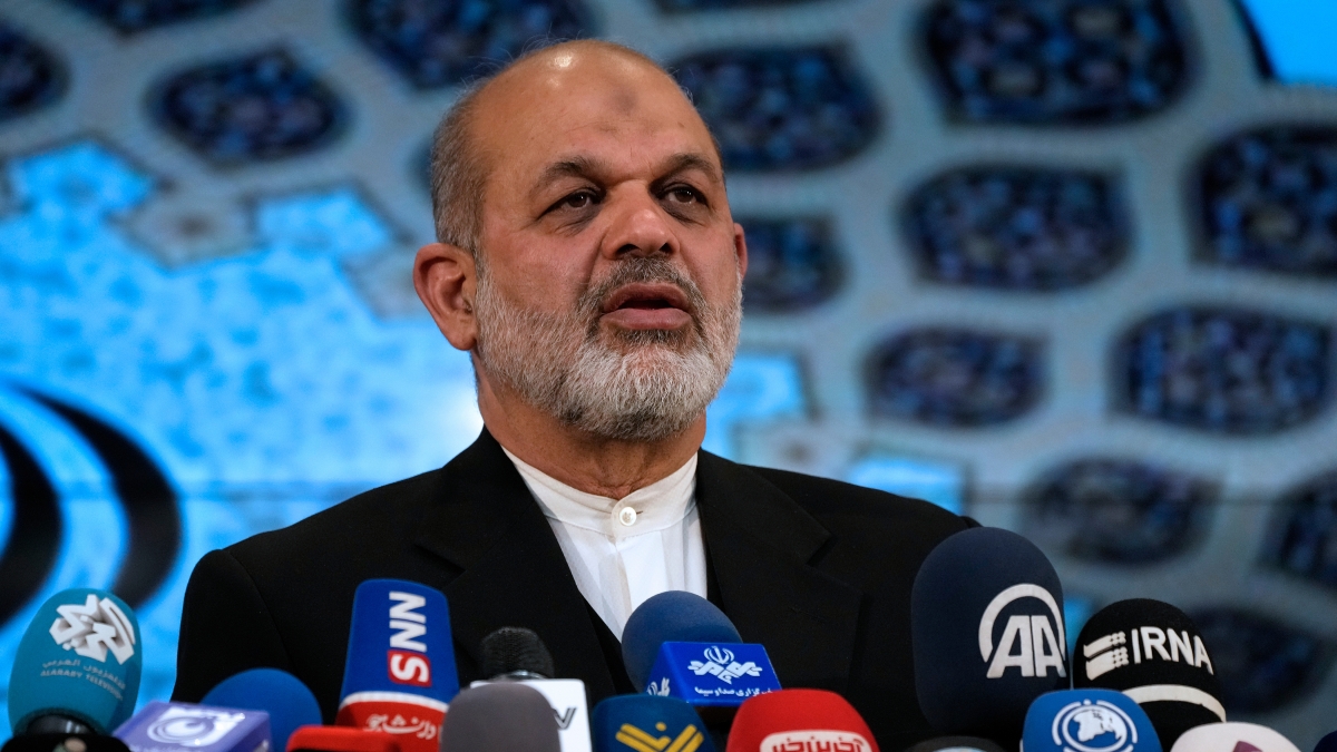 Ahmed Vahidi nominato comandante dei Pasdaran: dalla repressione interna all'attentato in Argentina